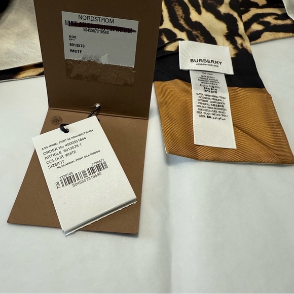 NWT Burberry London Reversible Silk Animal Print Long Bandeau Scarf - Picture 7 of 11